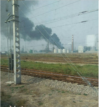 东营龙源化工厂储油罐起火 无人员伤亡